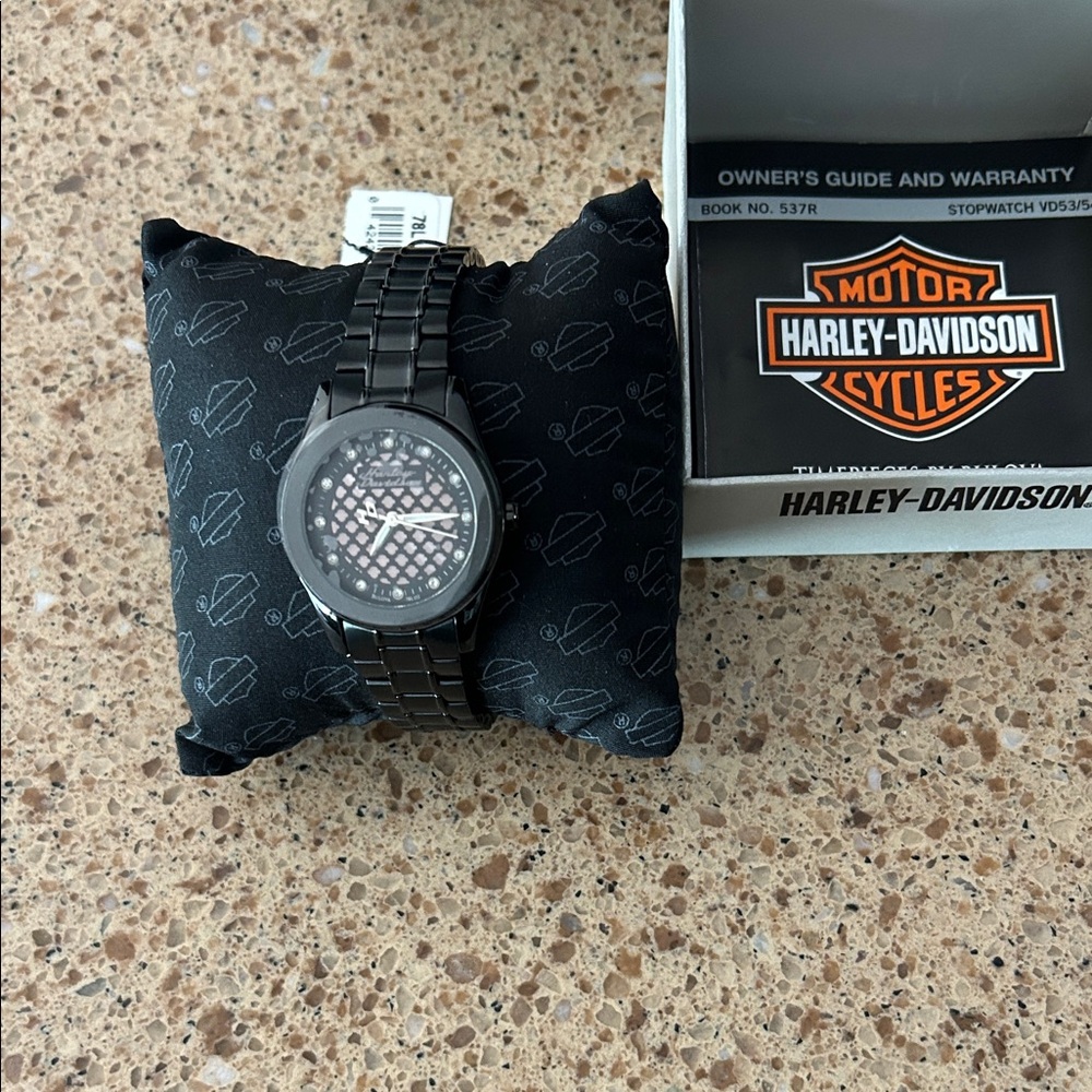 Harley-Davidson Black and Silver Women’s Watch